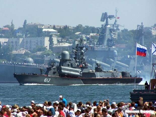 Происходящее в Крыму тревожит западных военных аналитиков – немецкий журнал объяснил причину Происходящее в Крыму тревожит западных военных аналитиков – немецкий журнал объяснил причину