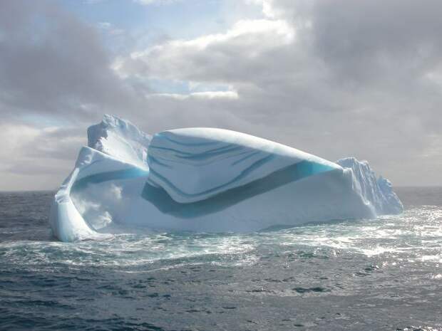 Полосатый айсберг