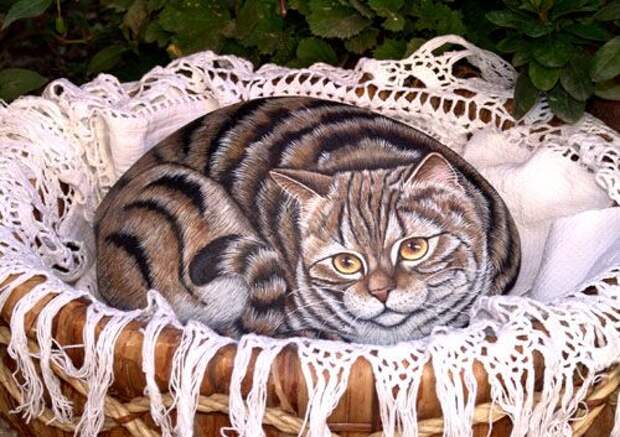 Рисунки на камнях от Ernestina Gallina