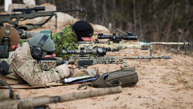 Курсанты-снайперы ЗВО прошли проверку на полигоне в Ленинградской области