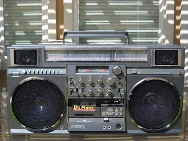 Эпоха кассетных бумбоксов