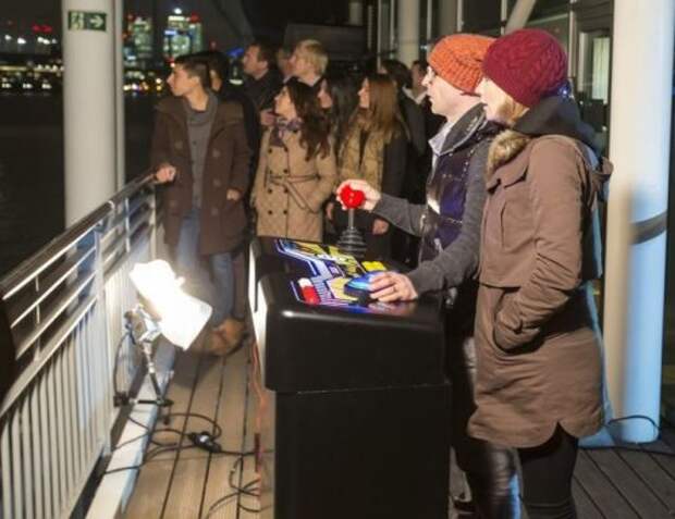 Гигантская игра Pacman в Лондоне (5 фото)
