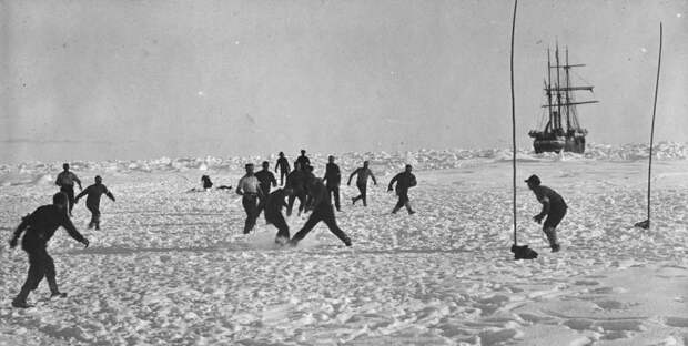 1914-1916 годы: «Эндьюранс» или история выживания 28 человек среди льдов Антарктики 1914-1916 годы: «Эндьюранс» или история выживания 28 человек среди льдов Антарктики