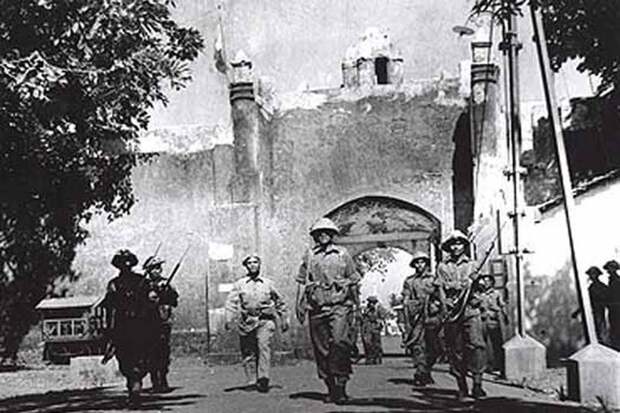 Индийские солдаты входят в Панджим, 1961 год - Конец Португальской Индии | Военно-исторический портал Warspot.ru