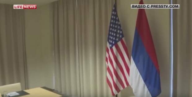 Вы это серьёзно?— Госдеп перевернул флаг РФ на встрече Лаврова и Керри