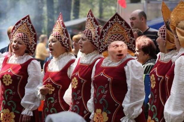 Кадровый кадр на этой неделе...Ну и пофотожабили...