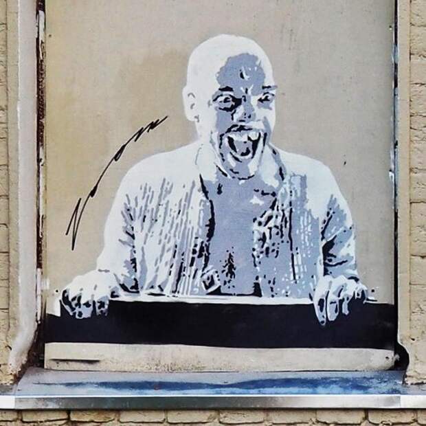 Московский стрит-арт от художника Zoom (15 фото) Московский стрит-арт от художника Zoom (15 фото)