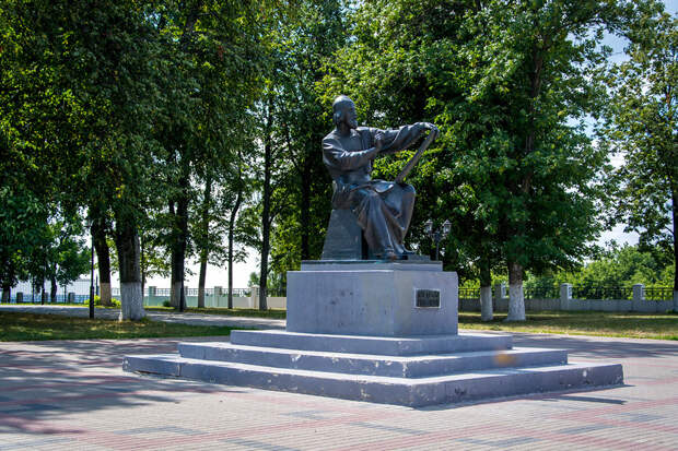 ГОРОД ВОСПОМИНАНИЙ И СВЯТЫНЬ... ВЛАДИМИР