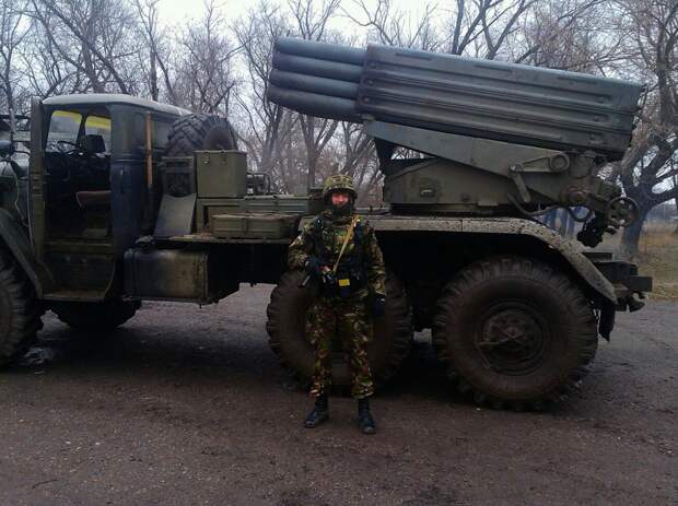 Два бойца Народной милиции ЛНР погибли при обстреле Первомайска из «Града»