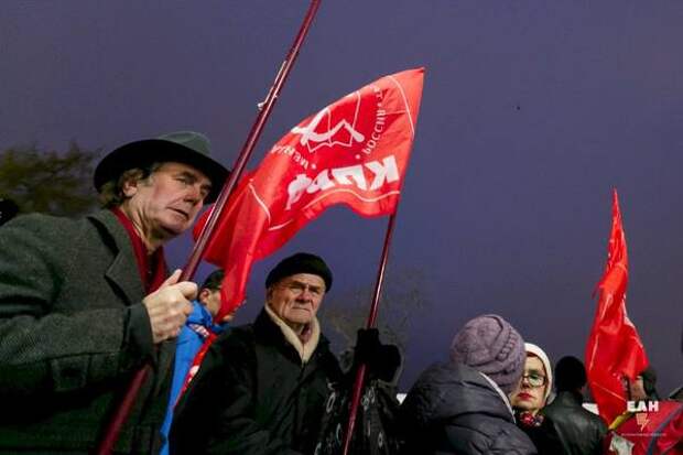 КПРФ требует референдума о сохранении памятника Ленину на Урале