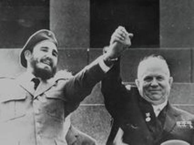 Никита Хрущев и Фидель Кастро