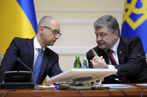 Яценюк сбежал с заседания правительства ради встречи с Порошенко