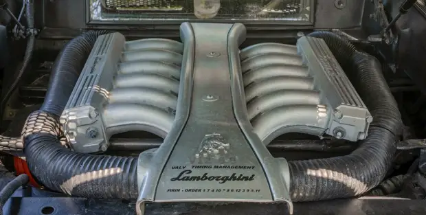 Фанат Lamborghini превратил Honda в копию Diablo GT