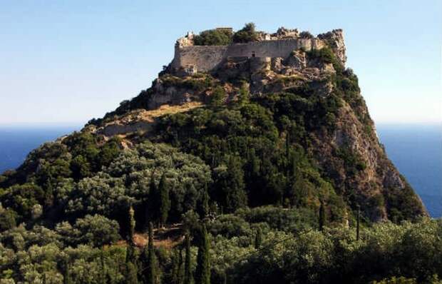 Неприступная крепость. фото:list25.com Неприступная крепость. фото:list25.com