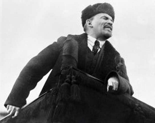 ПразднованиеI-ой годовщины Великой Октябрьской революции