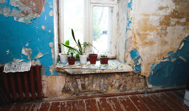 Парфенчиков похвалил жильцов аварийных домов в Карелии за агрессивность