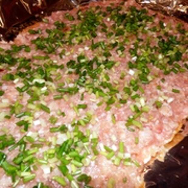 Пошаговое фото рецепта: Сочный куриный рулет  в крапинку 