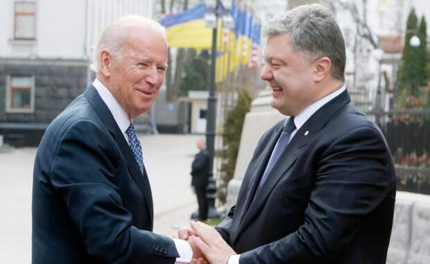 Джо Байден и Петр Порошенко