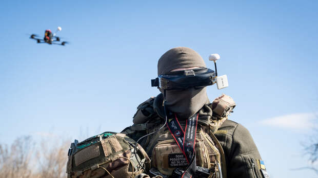 Зеленский: Украина может отправить в страны Ближнего Востока операторов дронов