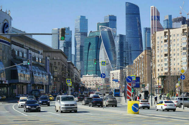 В центре Москвы сняли ограничения движения после парада Победы
