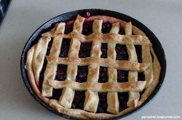 Пирог с решёткой или что делать с замороженными ягодами