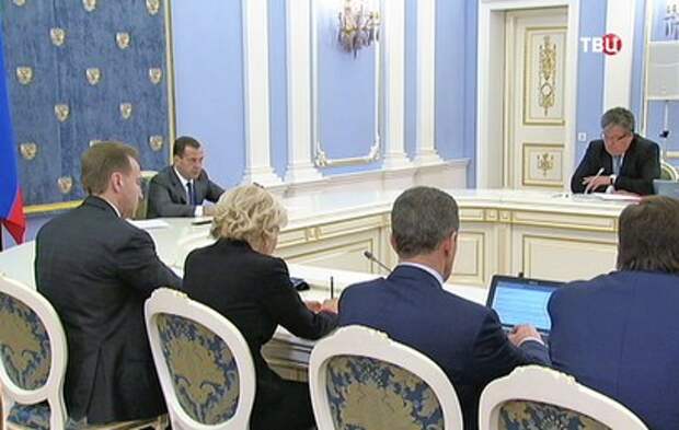 Медведев утвердил план работы правительства на 2016-ый год