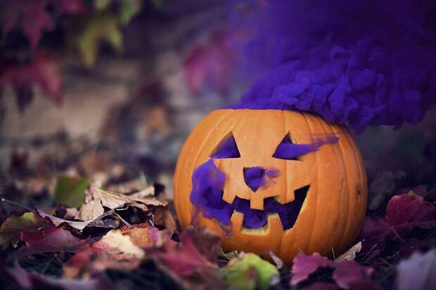 Как либерал-сатанисты реабилитируют и прославляют средневековых ведьм и колдунов