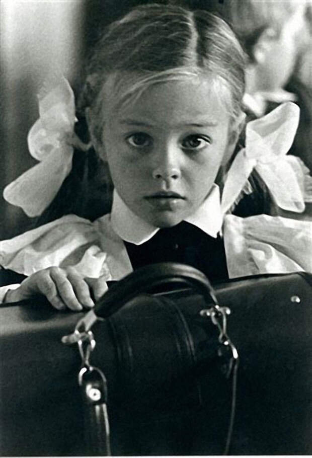 Николай Филиппов «Первоклассница»,1970 год.jpg