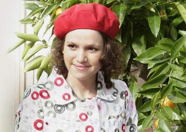 http://stuki-druki.com/facts3/images/Ines-Zorreguieta.jpg