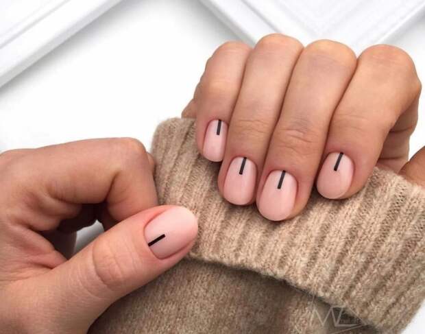 Маникюр, который хорошо смотрится, даже когда ногти отрасли