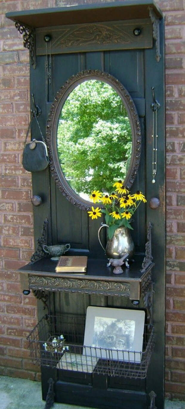 vintage-furniture-from-repurposed-doors5-2 (318x700, 275Kb)