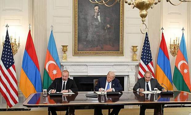 Посольство Франции нашло странную аналогию нормализации отношений Баку и