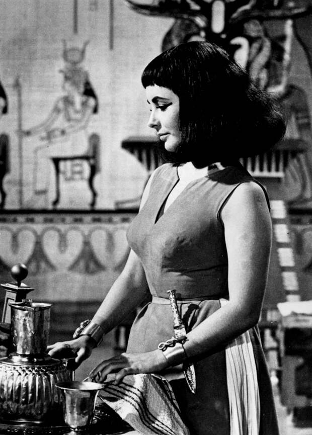Элизабет Тейлор (Elizabeth Taylor) на съемках фильма «Клеопатра» (Cleopatra) (1963), фото 20