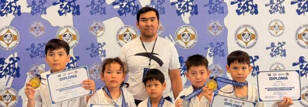 Юные каратисты из Мангистау завоевали восемь медалей в Алматы