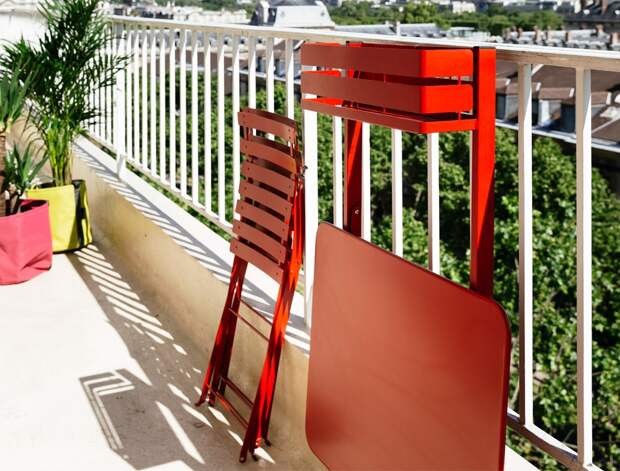 Идеи для балкона, складной столик на балконе