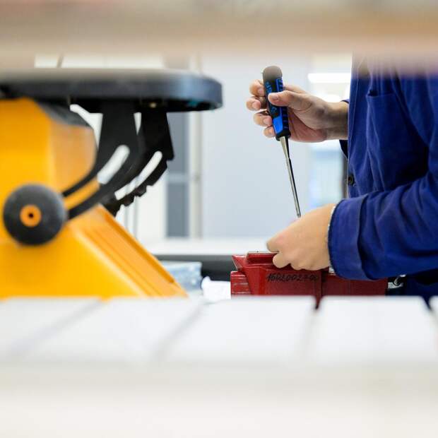 НОВИКОМ поддерживает создание индустриальных классов в ЛНР