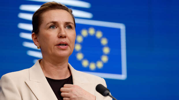 Премьер Дании предупредила о распаде НАТО из-за притязаний США на Гренландию