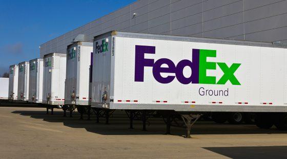 Склад компании Federal Express в Индианаполисе – второй по величине в США расстрел в индианаполисе неизвестный убил 8 человек и покончил с собой