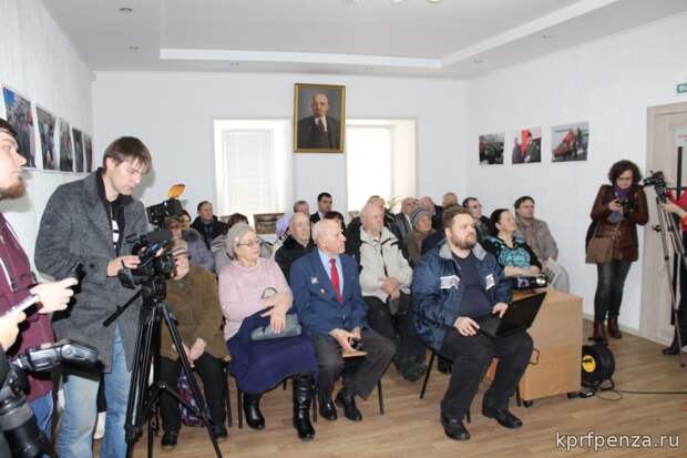 Ответ на открытие Ельцин-центра не заставил долго ждать - открыт первый в России Сталин-центр