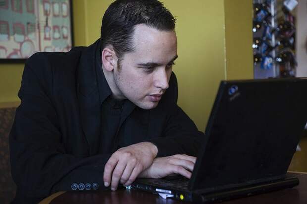 hackers03 10 самых известных хакеров в истории