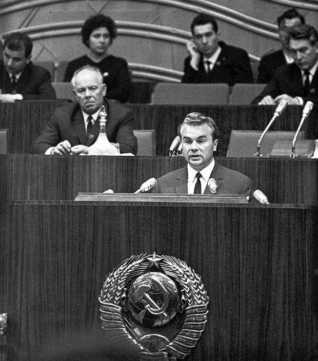 . Реальная Олимпиада вместо виртуального коммунизма