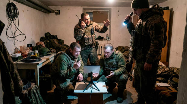 "Газпром" наживается на войне? После отключения Starlink цены на "русский аналог" взлетели в разы