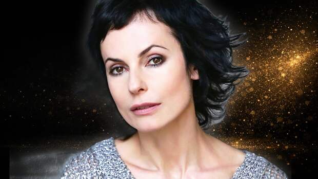 «Устала разочаровываться»: Ирина Апексимова о двух браках, угрозах и одиночестве в 57 лет