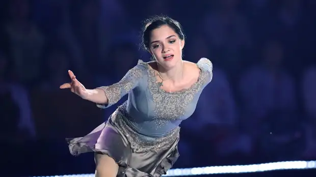 Авербух опроверг информацию о гонораре Медведевой за участие в его ледовом шоу