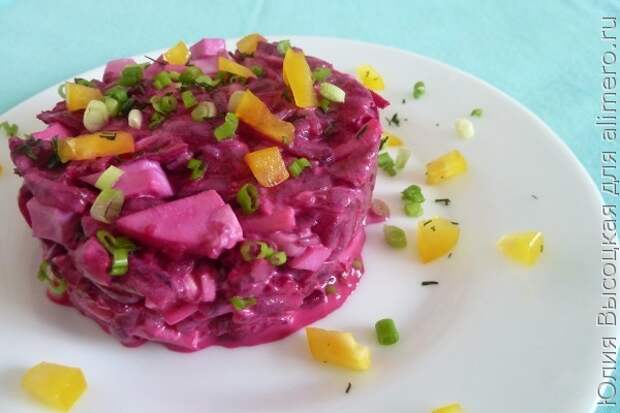 Салат из свеклы с чесноком и сыром Салат из свеклы с чесноком и сыром