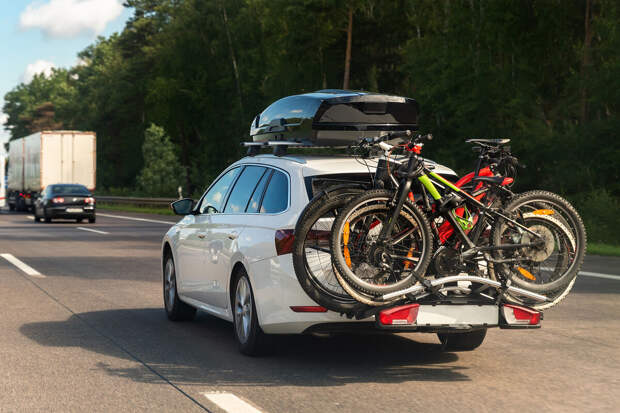 Россияне проведут майские праздники в семейных автопутешествиях