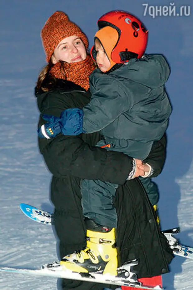 Клара Новикова: «Я могу играть дуру, но не быть ею»