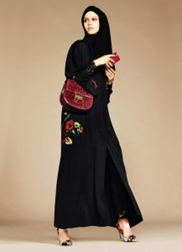 7-exclusive-dolce-gabbana-abaya-line