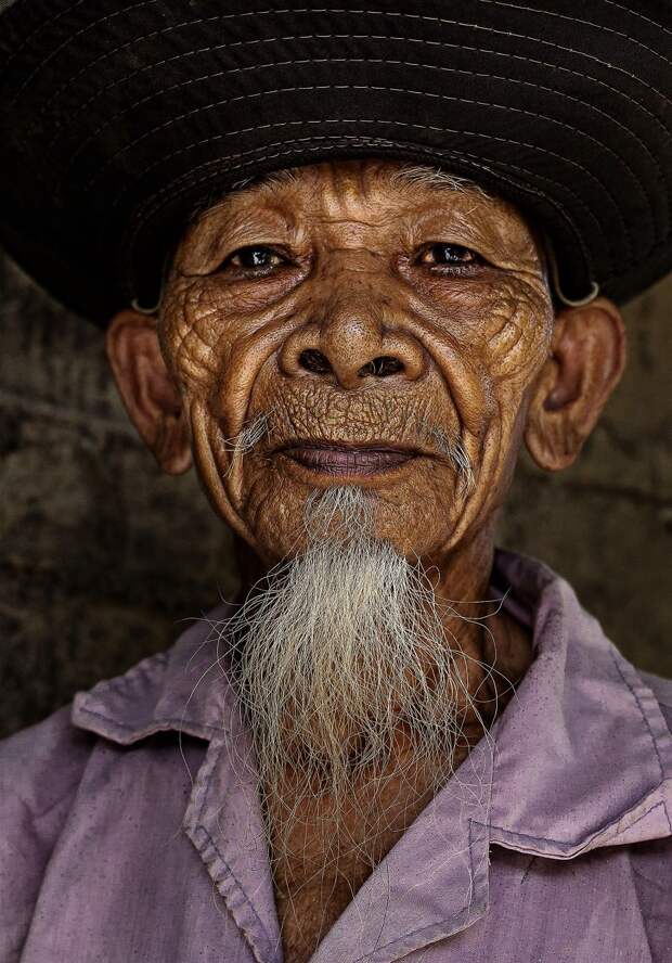 Eyes-are-windows-of-the-soul10__880