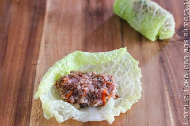 ГОЛУБЦЫ С ГРЕЧКОЙ И ГРИБАМИ ГОЛУБЦЫ С ГРЕЧКОЙ И ГРИБАМИ